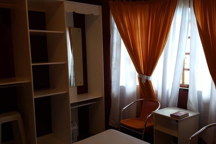 Room 7 of 51