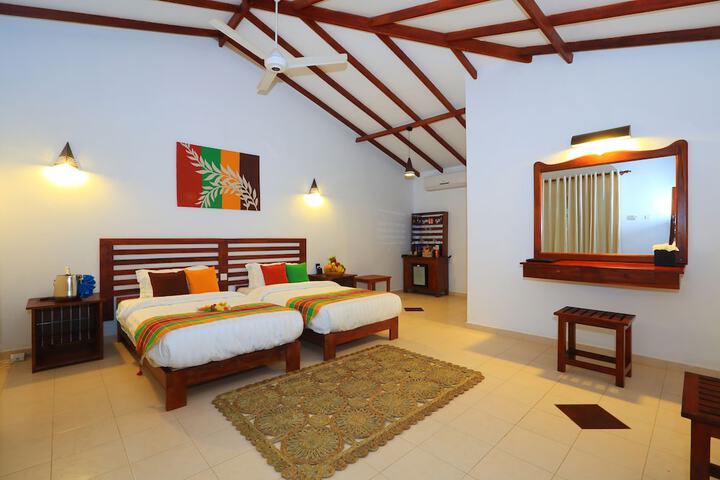 Room 5 of 61