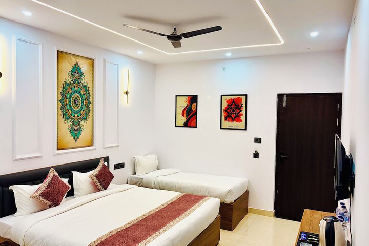 Room 18 of 39