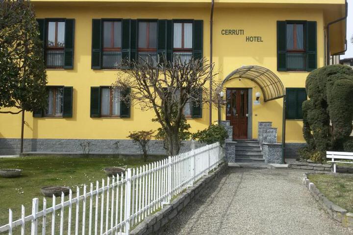 CerrutiHotel