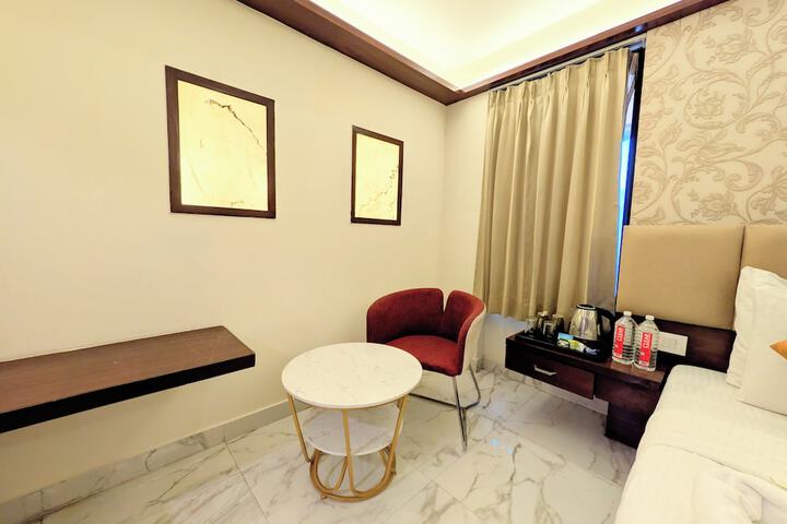 Room 56 of 184