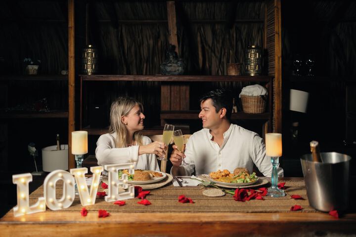 Dining 48 of 83
