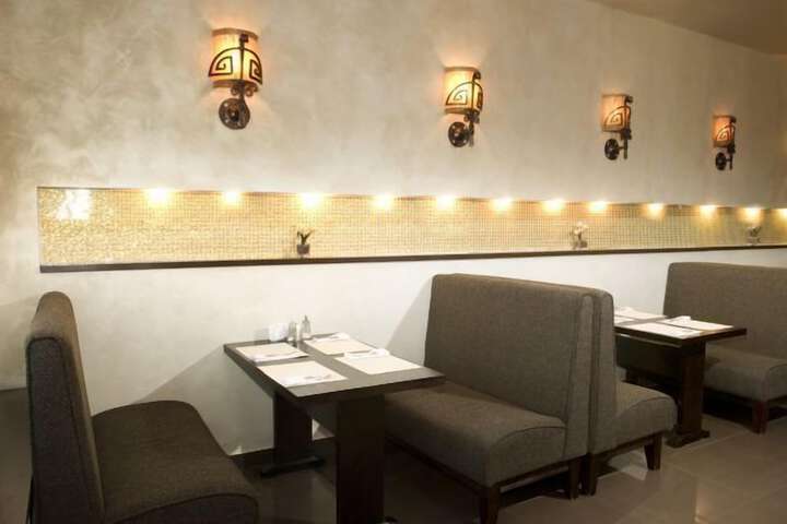 Dining 66 of 74