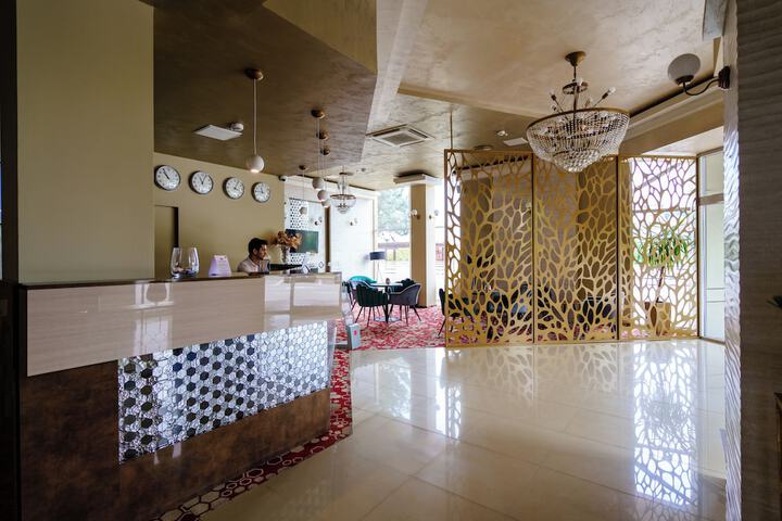 Guest Lobby