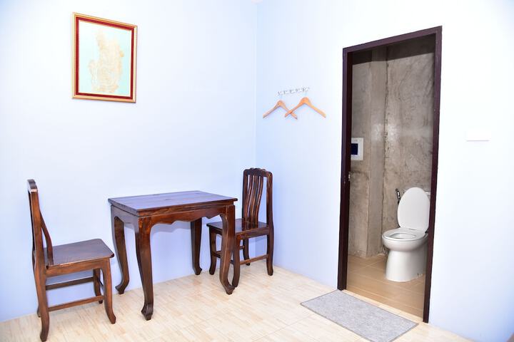 Room 14 of 39