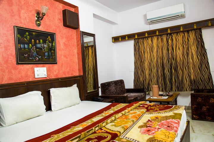 Room 21 of 58