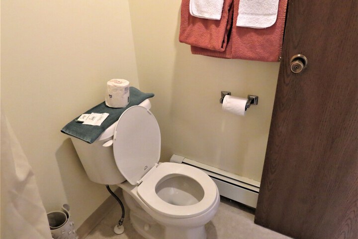Room 60 of 133