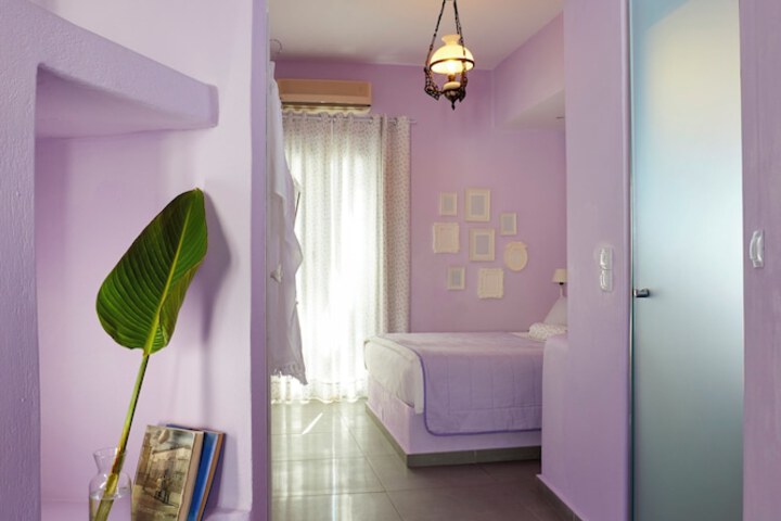 Room 8 of 78