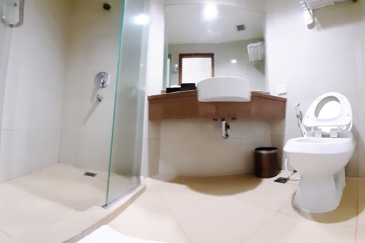 Room 26 of 54