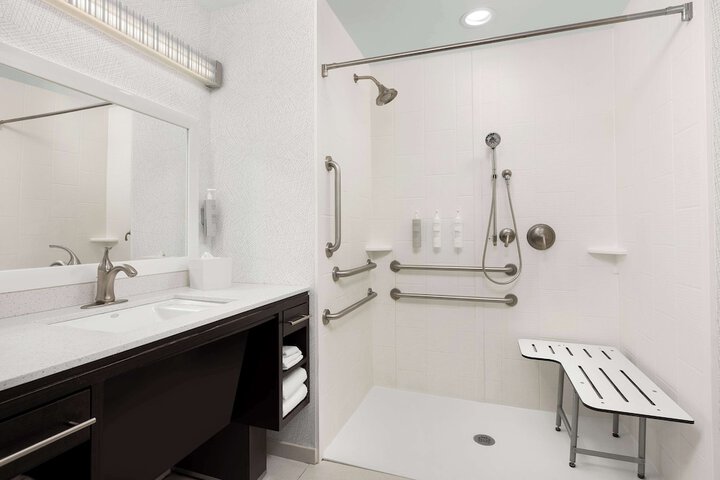 Bathroom shower