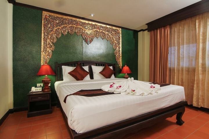 Room 3 of 14