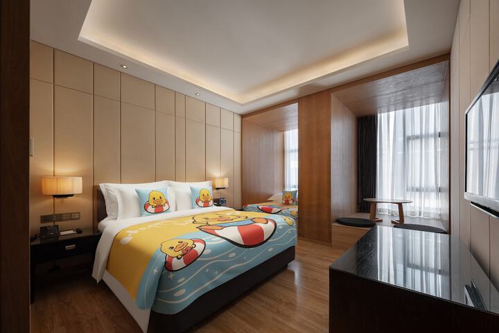 Room 21 of 101