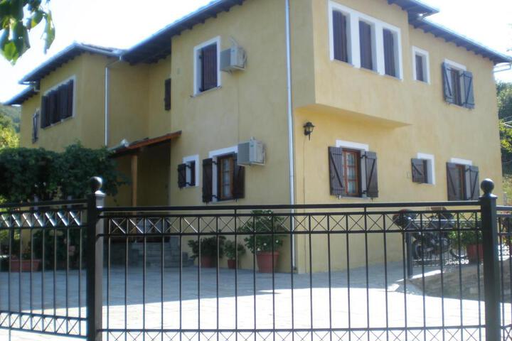 Property image 4