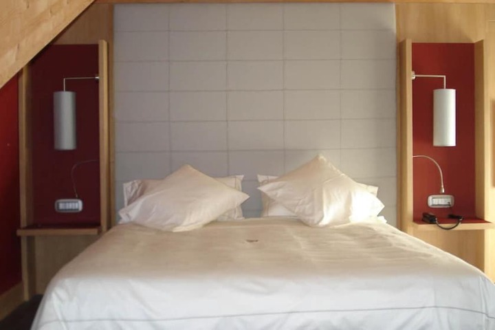 Room 32 of 70