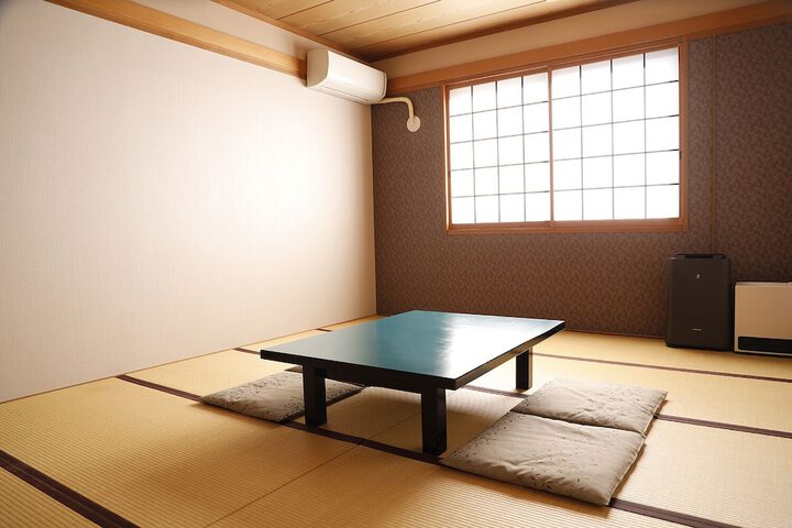Room 15 of 39