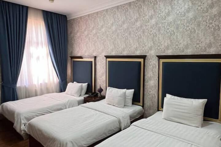 Room 15 of 32