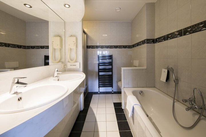 Bathroom Interior Photo