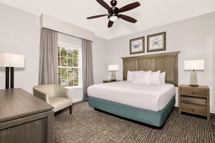Room 5 of 20