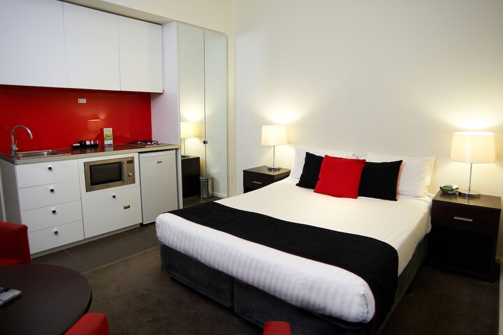 Room 4 of 44