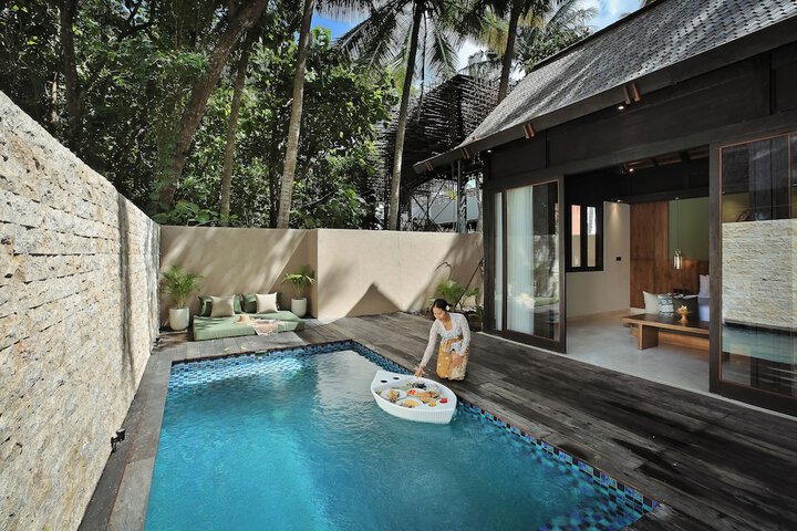 Pool 56 of 113