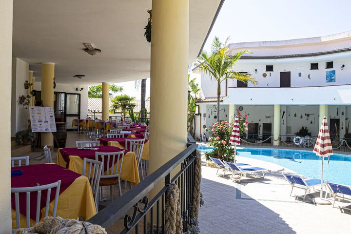 Hotel 62 of 63