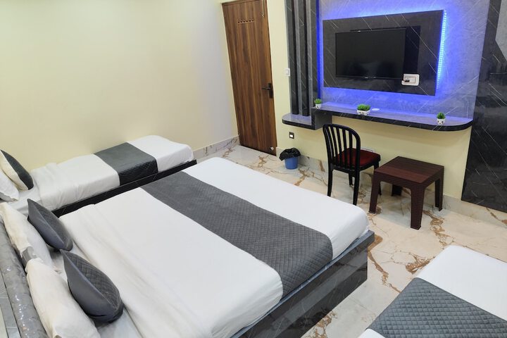 Room 14 of 48