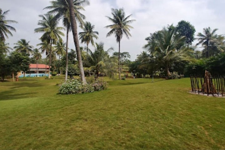 Property Grounds 18 of 20