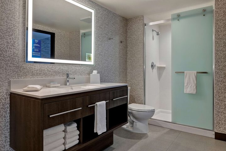 Bathroom shower