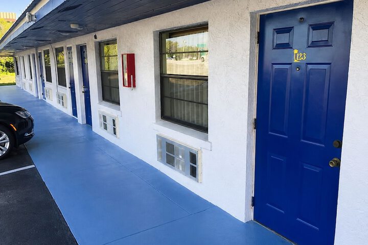 Property Grounds 19 of 21