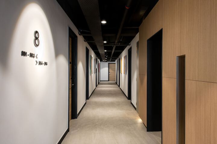 Ballroom/Hall 26 of 33