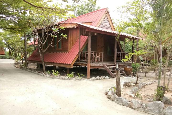 Room 16 of 25
