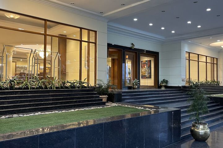 Hotel 2 of 76