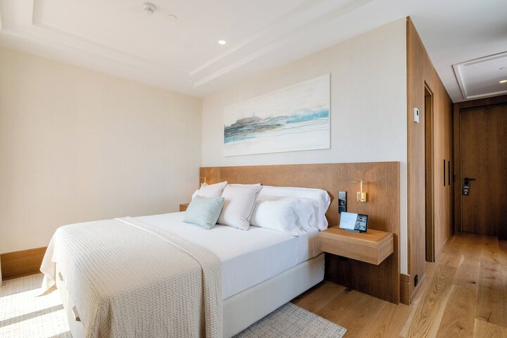 Room 20 of 64
