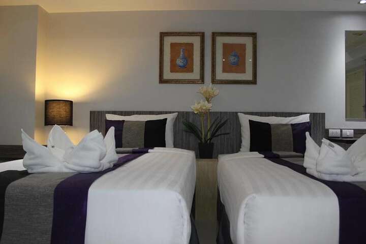 Room 5 of 24