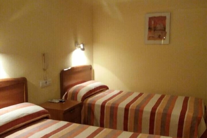 Room 15 of 22