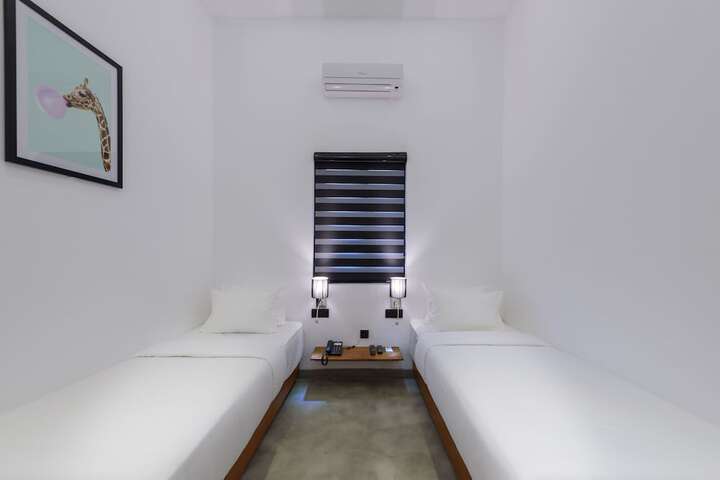 Room 26 of 45