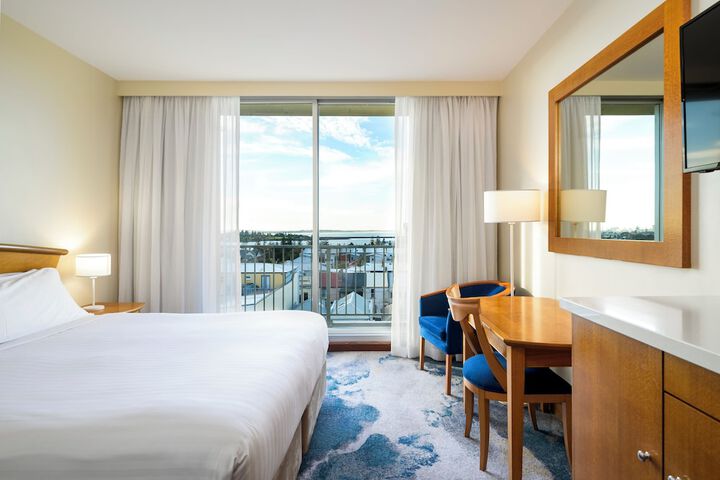 Room 4 of 31