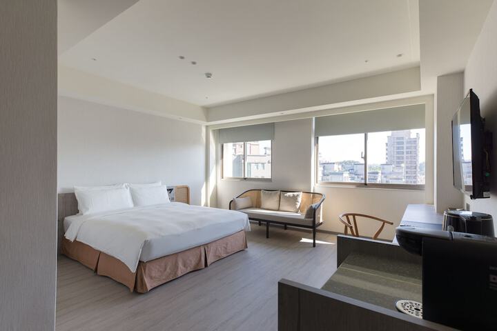 Room 34 of 50