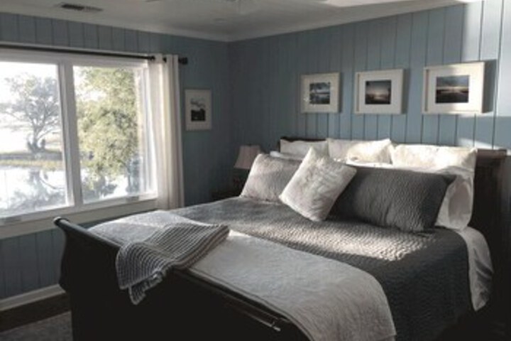 Room 14 of 24