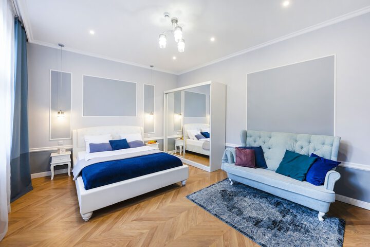 Room 5 of 119