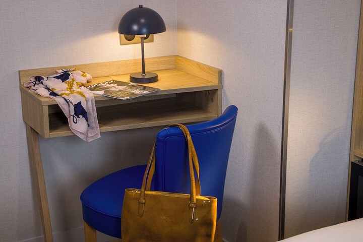 Room 14 of 40