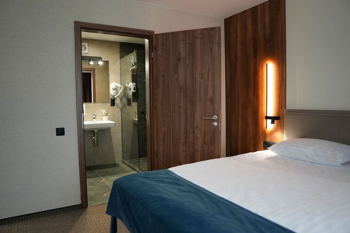 Room 45 of 67