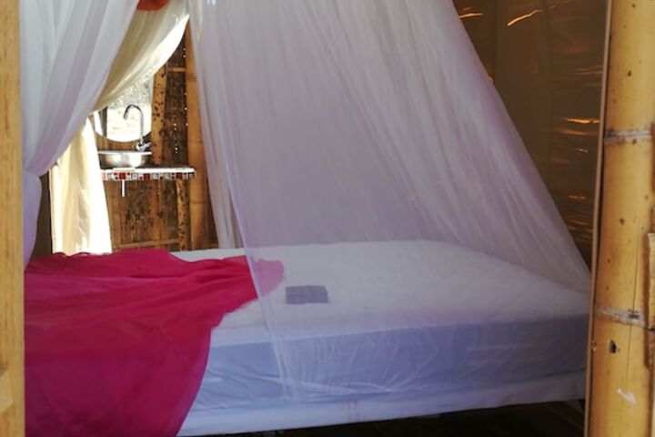 Room 3 of 23