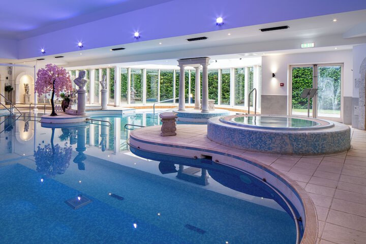 Pool 84 of 152