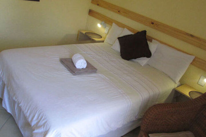 Room 8 of 13