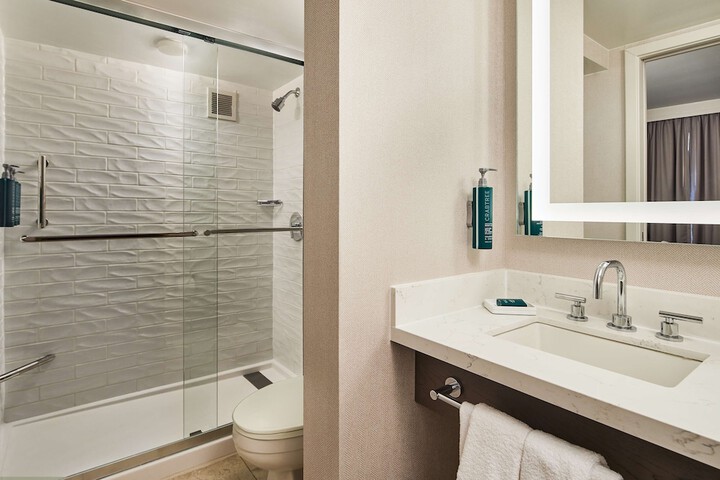 Bathroom shower