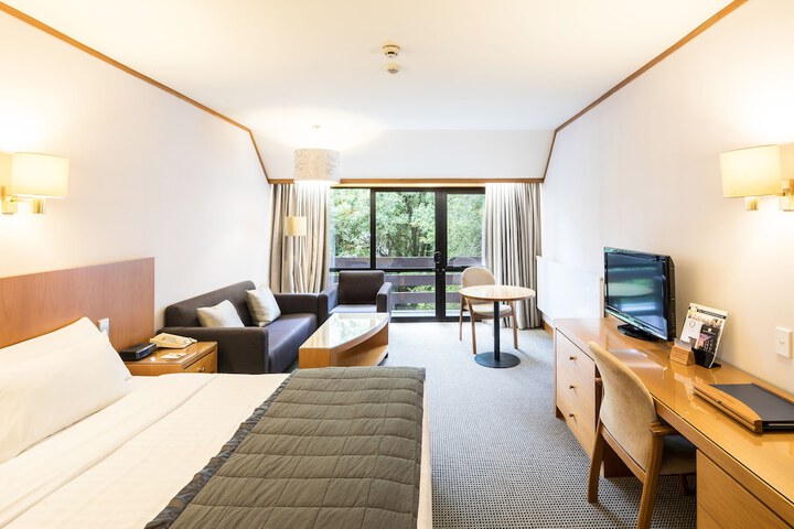 Room 18 of 55