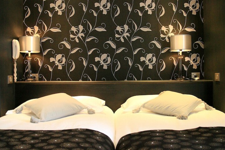 Room 8 of 39