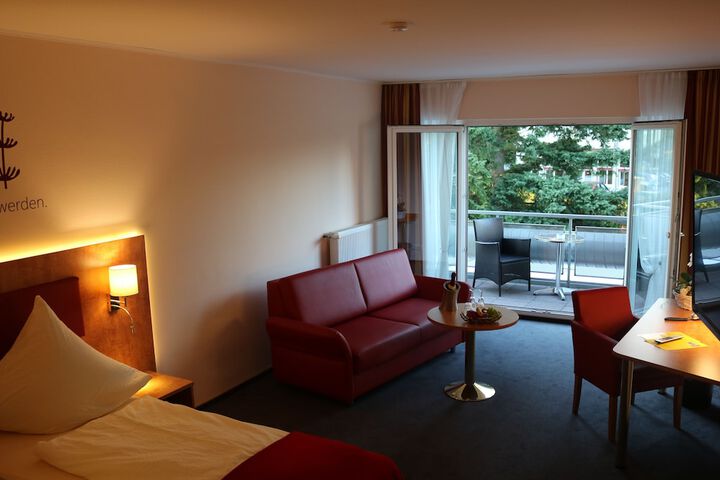 Room 4 of 55