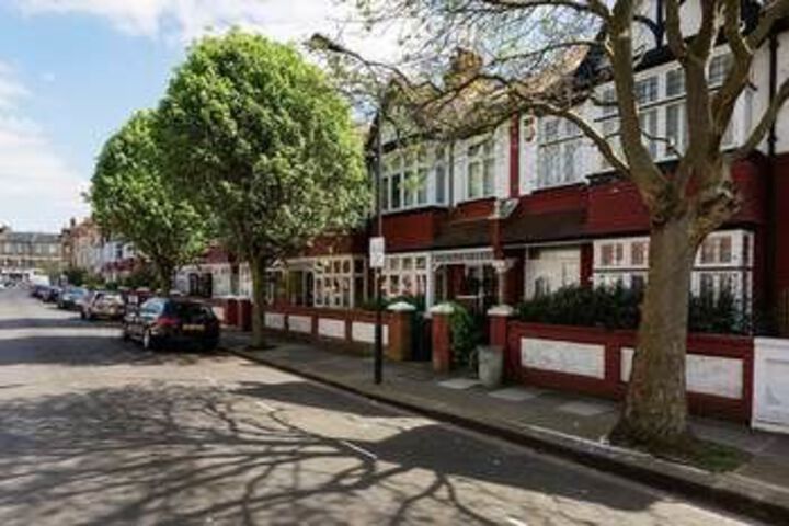 Veeve - Homely Hammersmith